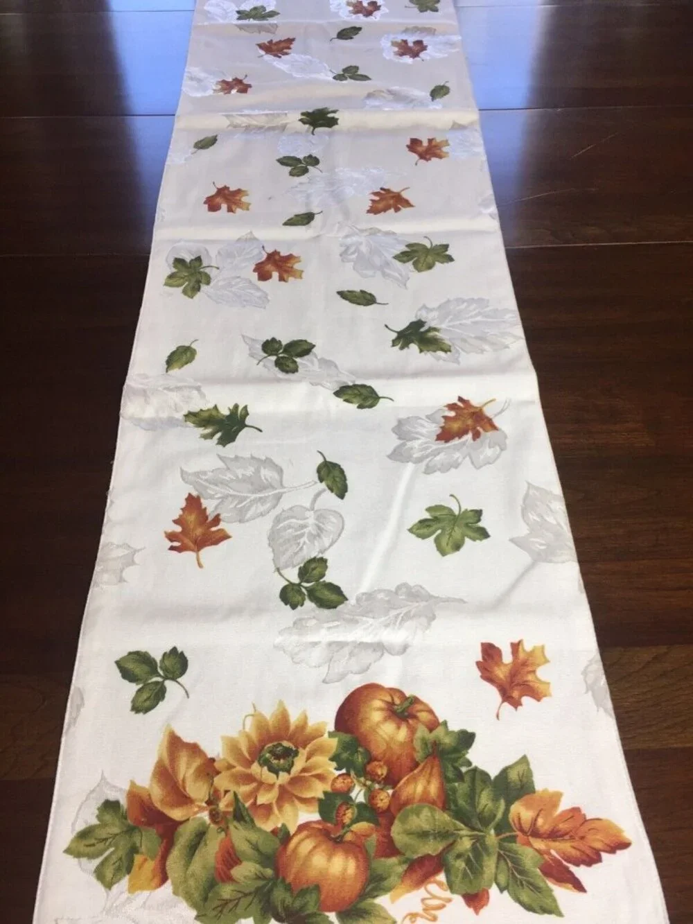 Thanksgiving Fall Table Runner Pumpkins Oak leaves lined 69 x 14